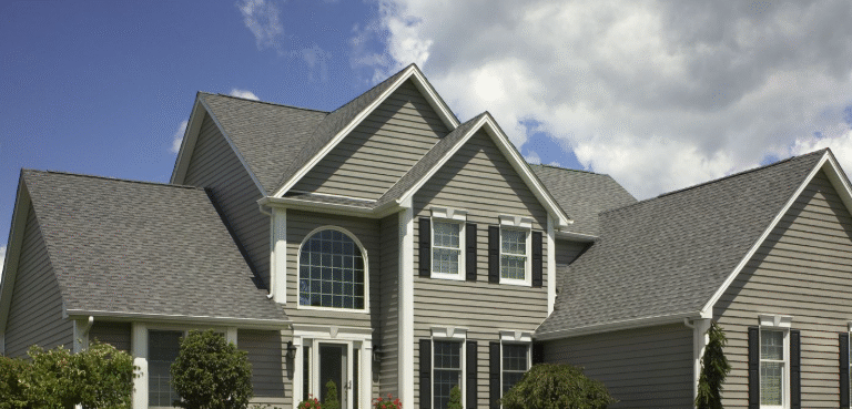 Residential and Commercial Siding Services in Sacramento