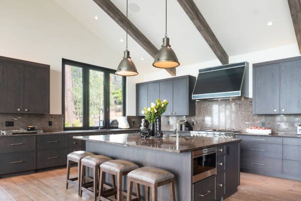 Trusted Kitchen Remodelers Services Near Me in Roseville: How to Plan Your Budget and Cabinet Updates